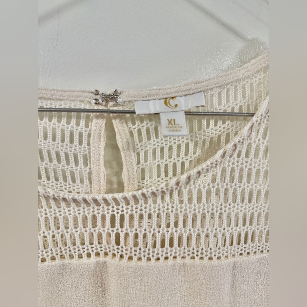 Cream Sleeveless Shift Dress XL Textured Crochet Yoke Lined Neutral Minimalist - Picture 3 of 9